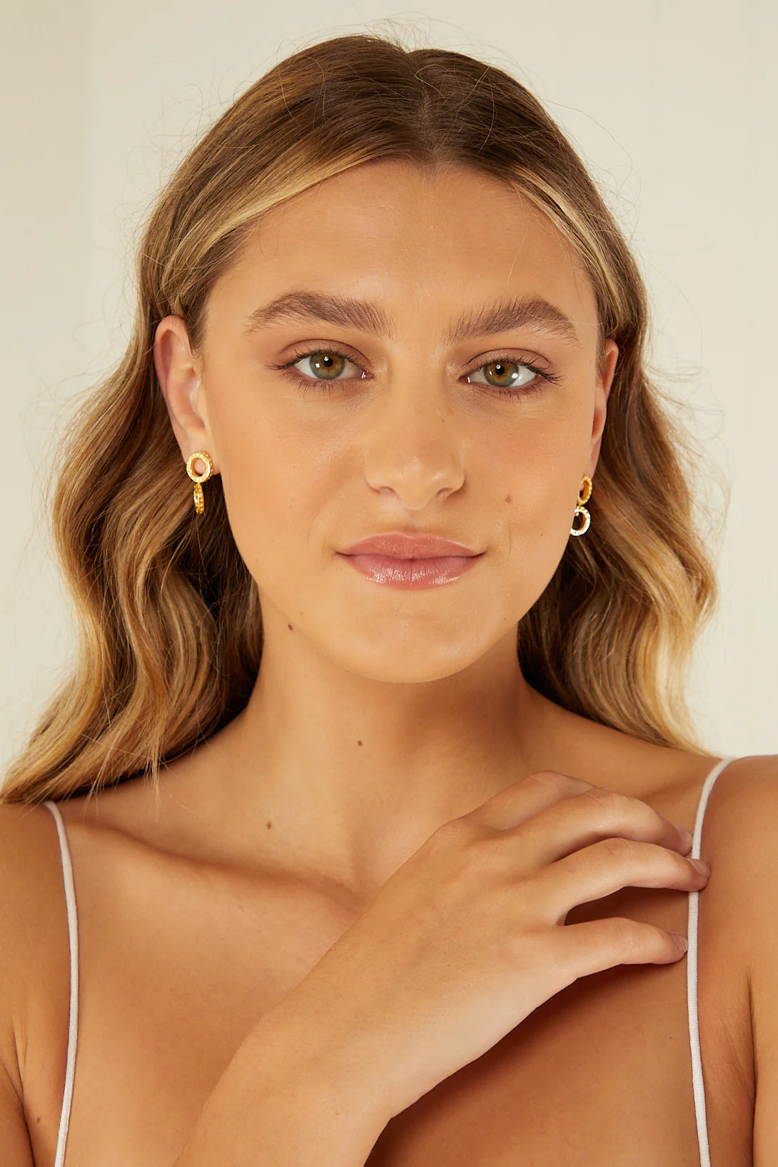 The Liss Earrings - Image 3